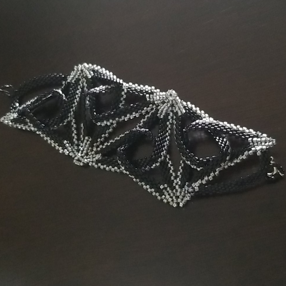 Irish beaded bracelet